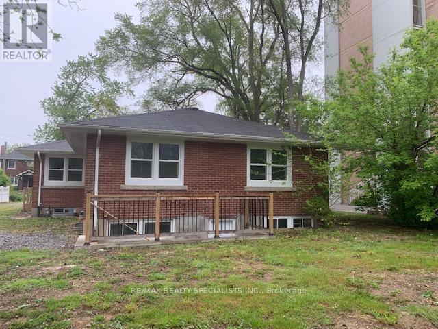 Bsmt - 378 Torrance Street, Burlington, Ontario  L7R 2R8 - Photo 3 - W13525792