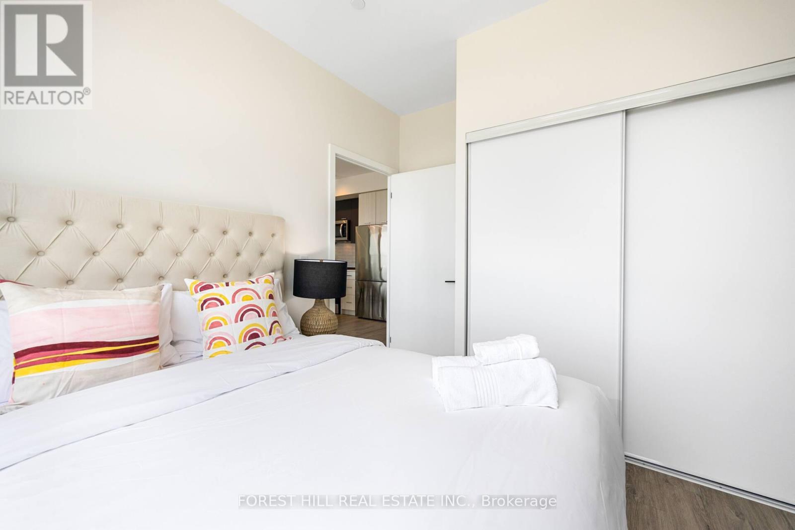 1009 - 2300 St. Clair Avenue W, Toronto, Ontario  M6N 0B3 - Photo 26 - W13525820