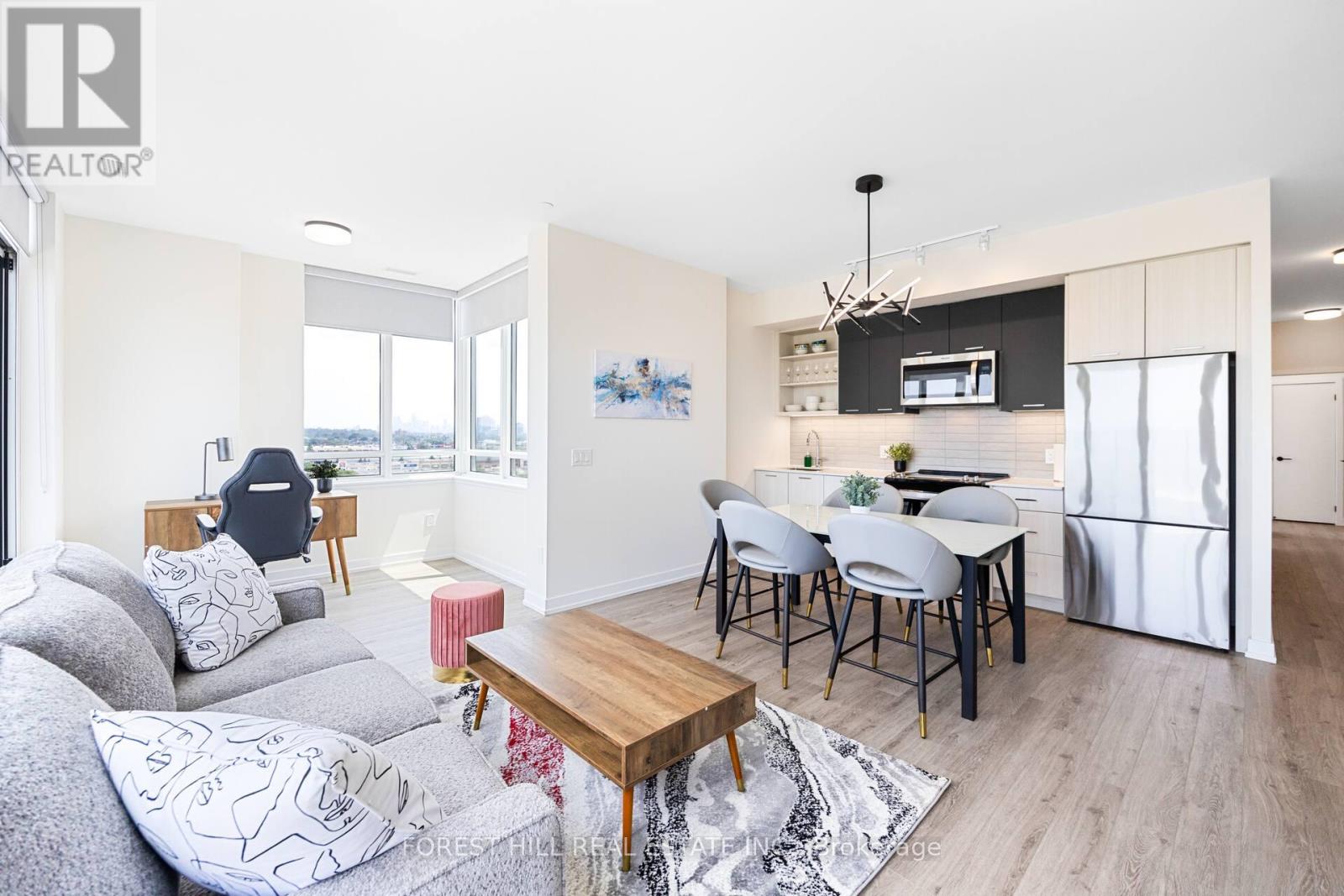 1009 - 2300 St. Clair Avenue W, Toronto, Ontario  M6N 0B3 - Photo 6 - W13525820