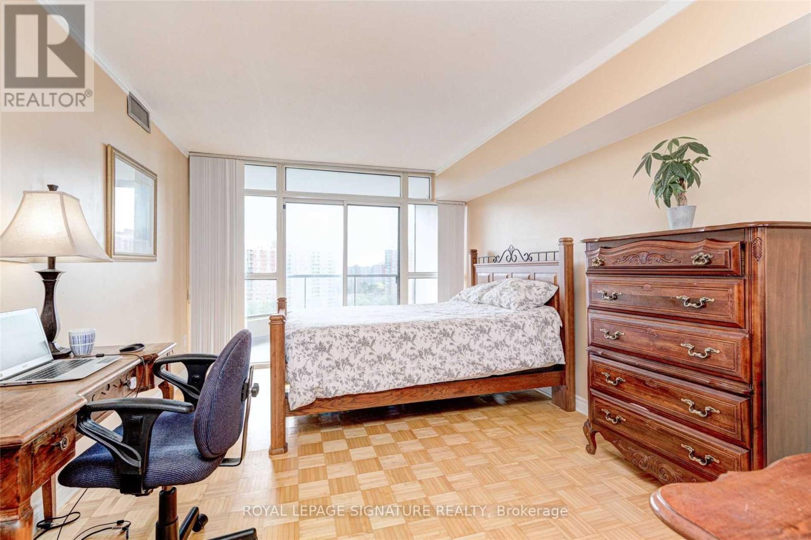 1406 - 5 Rowntree Road, Toronto, Ontario M9V 5G9 - Photo 15 - W13525982