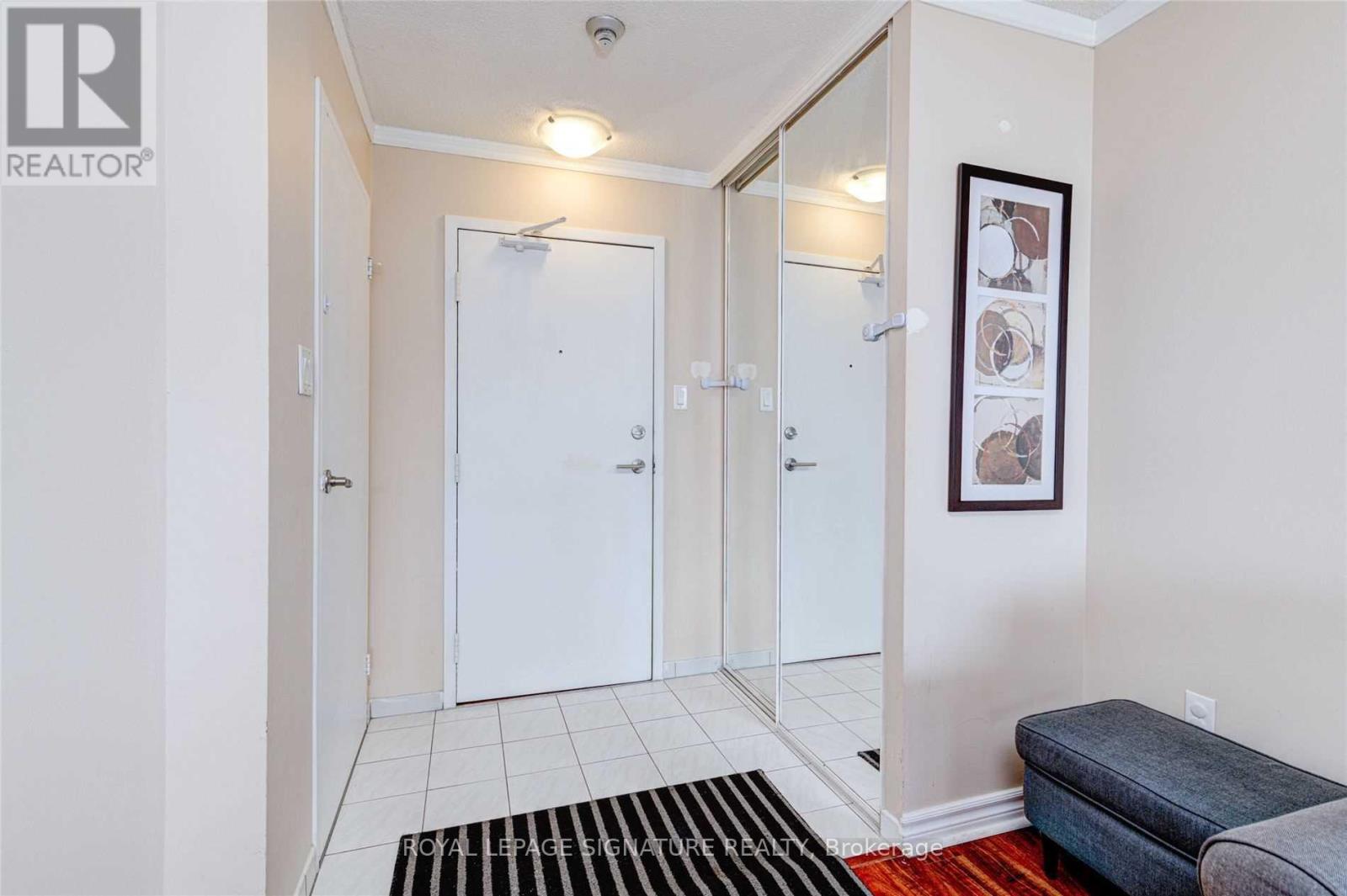 1406 - 5 Rowntree Road, Toronto, Ontario M9V 5G9 - Photo 4 - W13525982