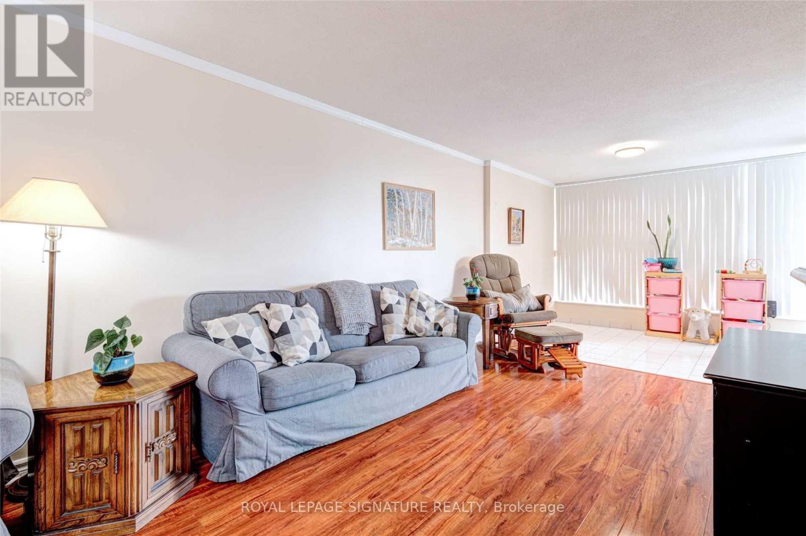 1406 - 5 Rowntree Road, Toronto, Ontario M9V 5G9 - Photo 5 - W13525982