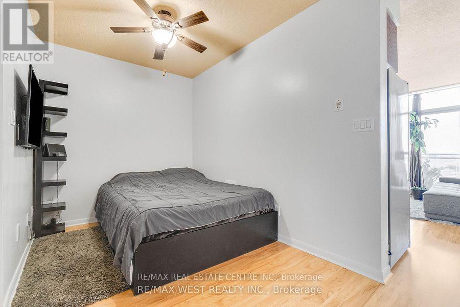 1002 - 2464 Weston Road, Toronto, Ontario  M9N 0A2 - Photo 8 - W13526056