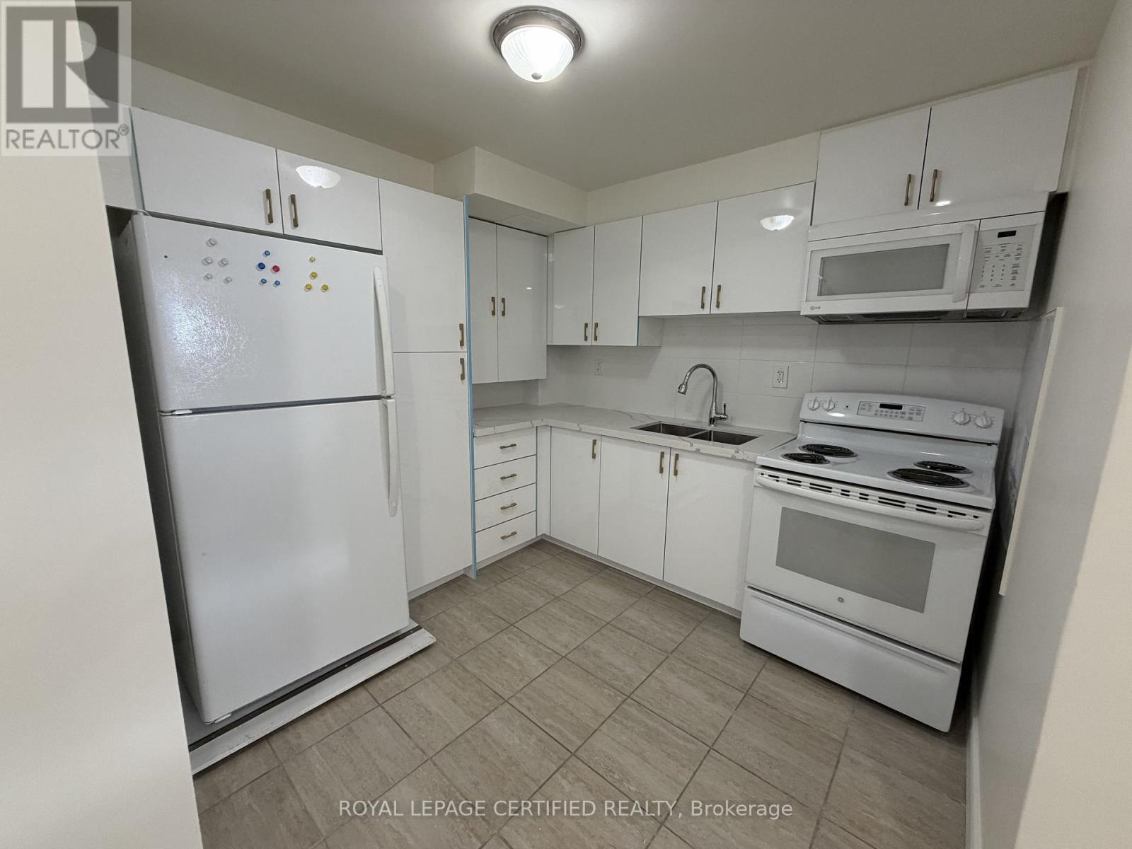 Bsmt - 61 Eagleglen Way, Hamilton, Ontario  L9B 0C5 - Photo 11 - X13525732