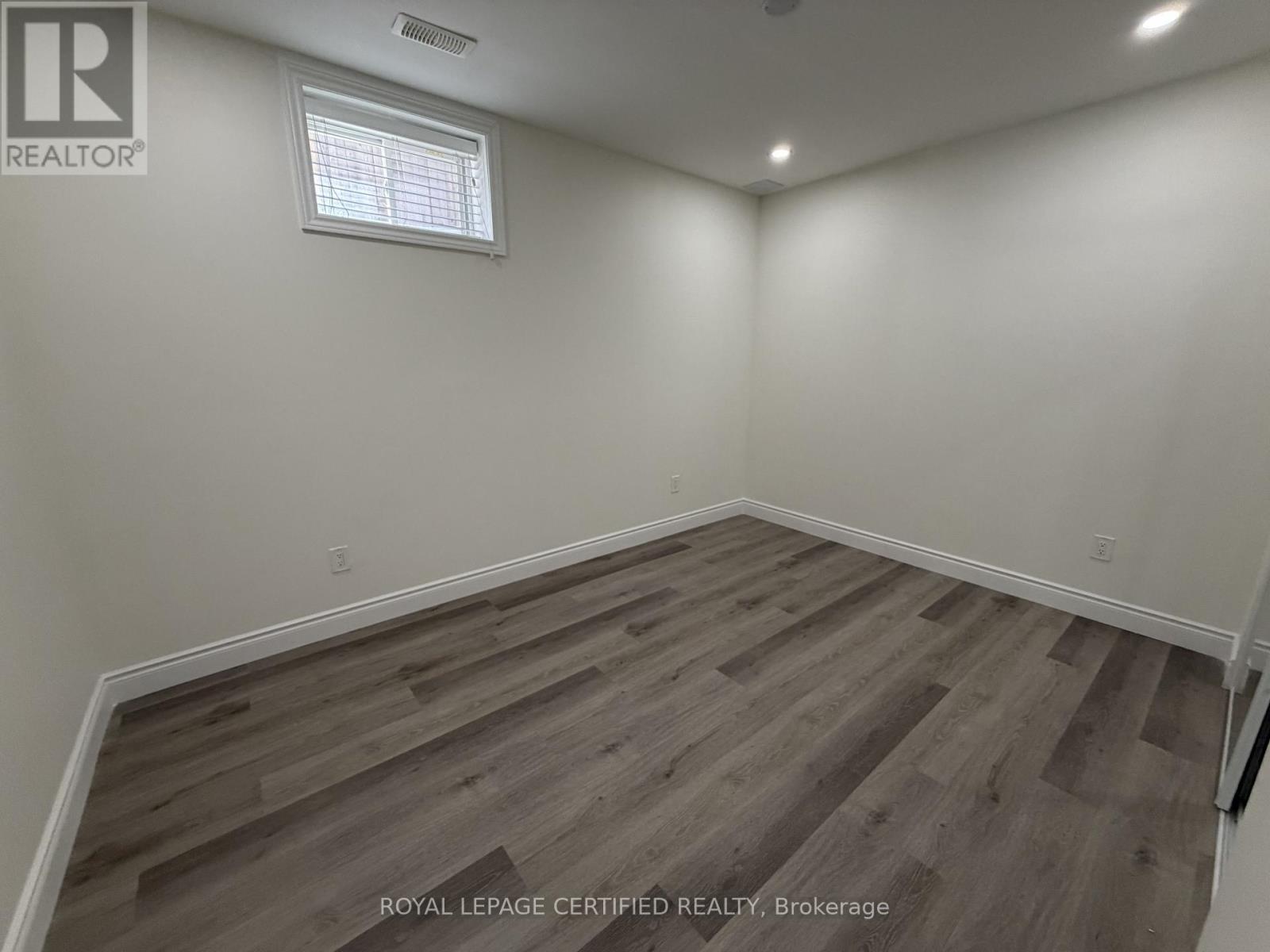 Bsmt - 61 Eagleglen Way, Hamilton, Ontario  L9B 0C5 - Photo 23 - X13525732