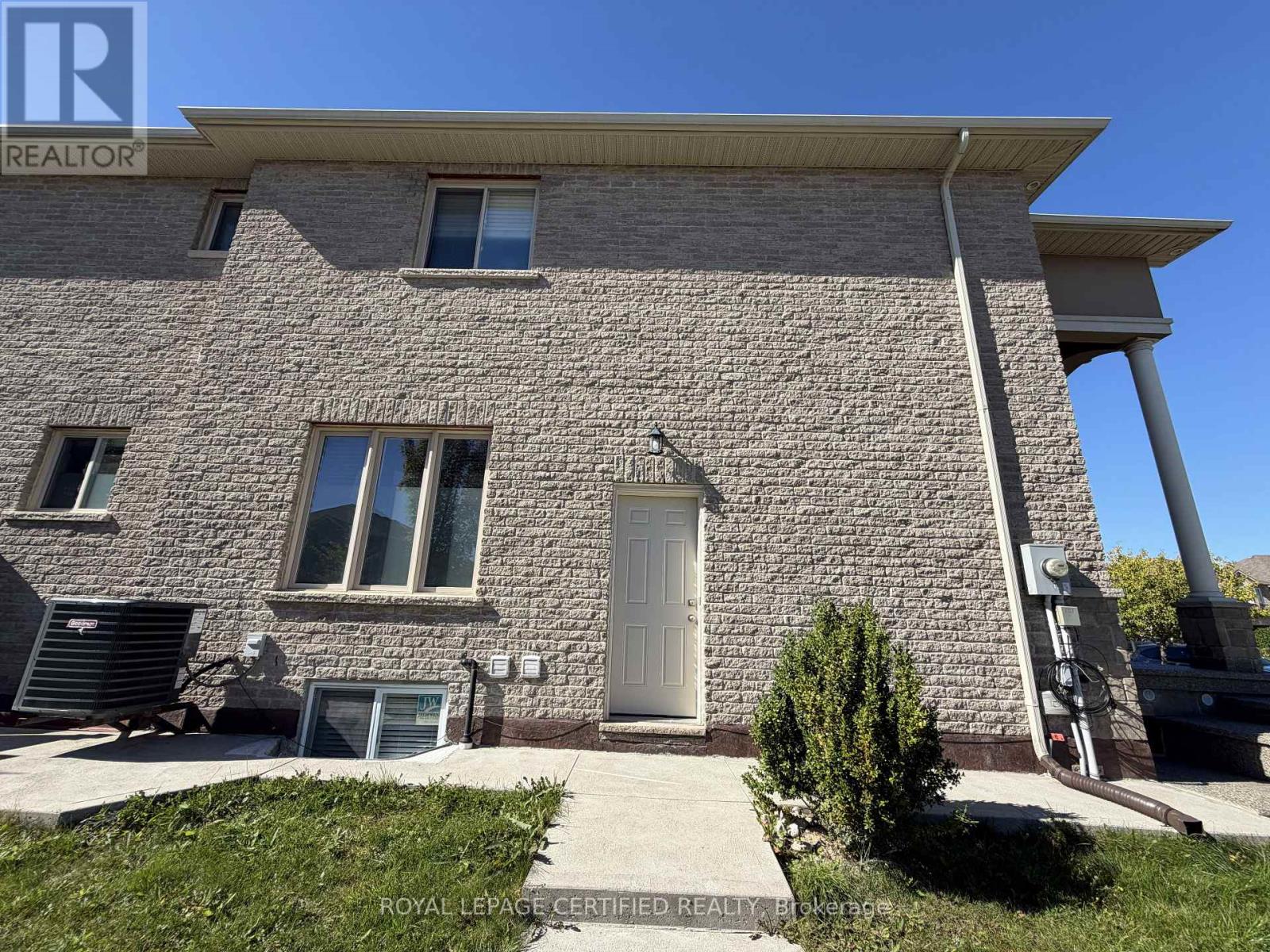 Bsmt - 61 Eagleglen Way, Hamilton, Ontario  L9B 0C5 - Photo 5 - X13525732