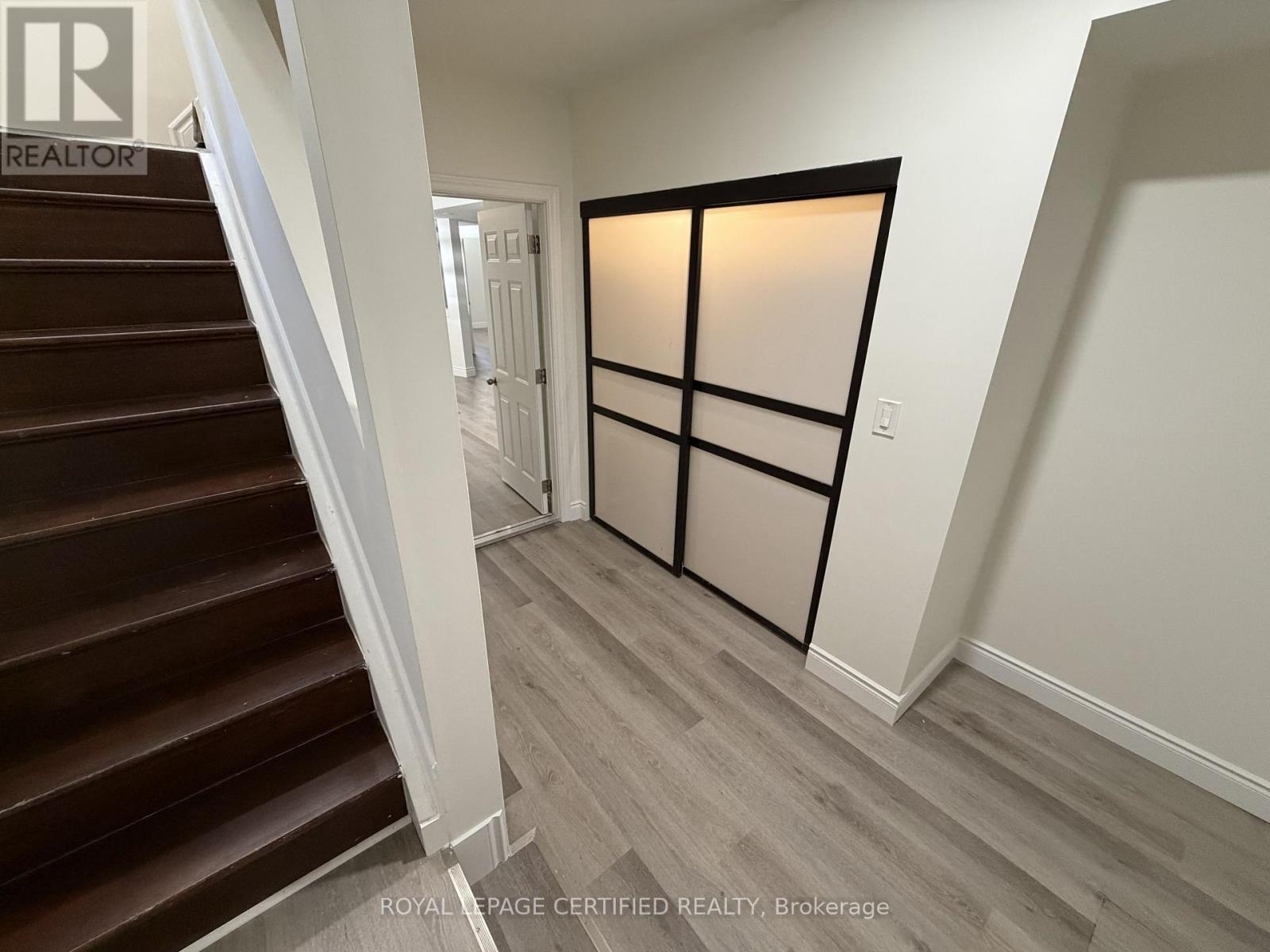 Bsmt - 61 Eagleglen Way, Hamilton, Ontario  L9B 0C5 - Photo 9 - X13525732