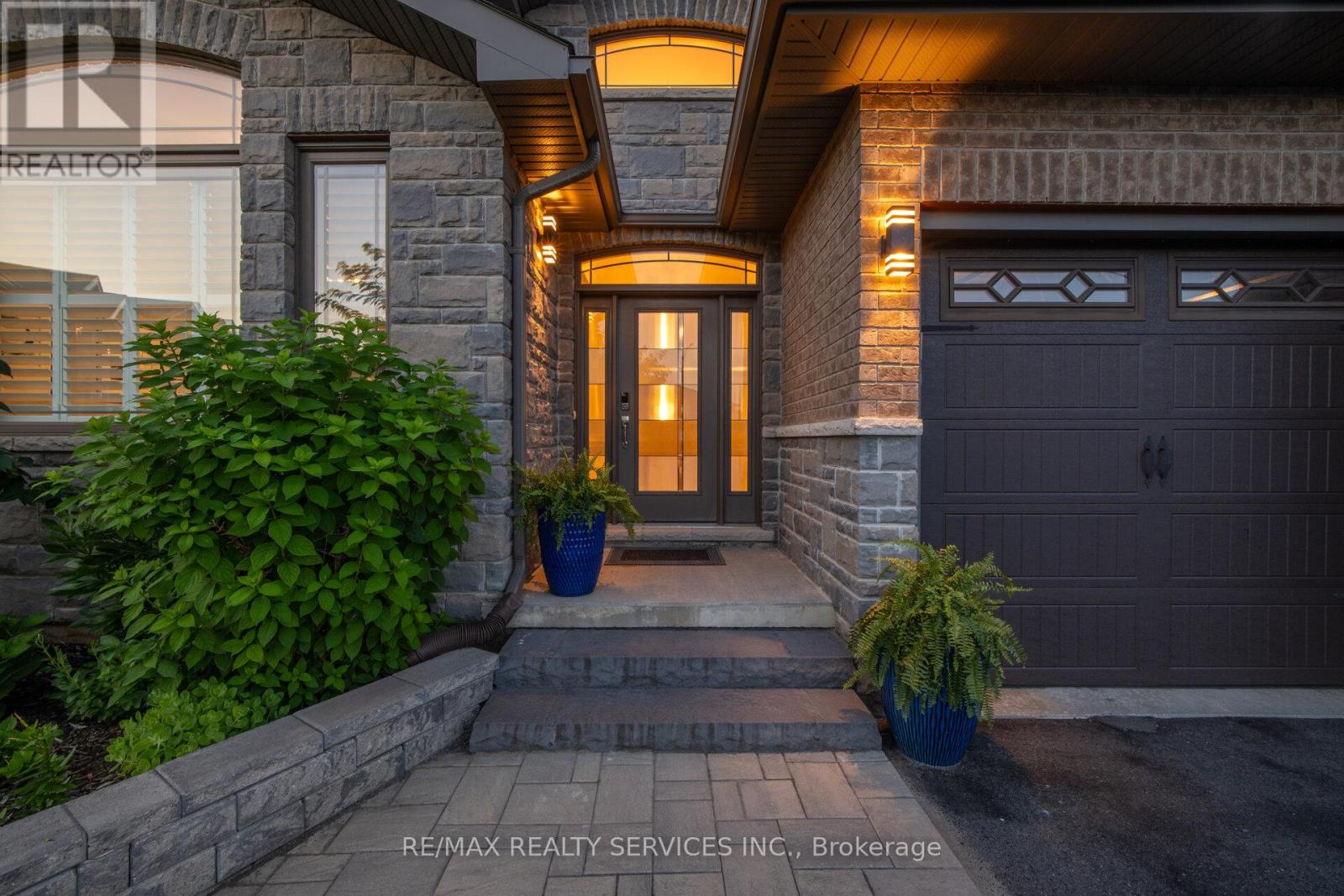 19 Charleston Court, Belleville, Ontario  K8N 0H1 - Photo 2 - X13525934