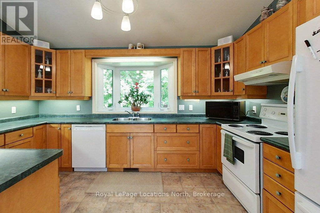 156 Harbour Beach Drive, Meaford, Ontario  N4L 1W5 - Photo 21 - X13521460