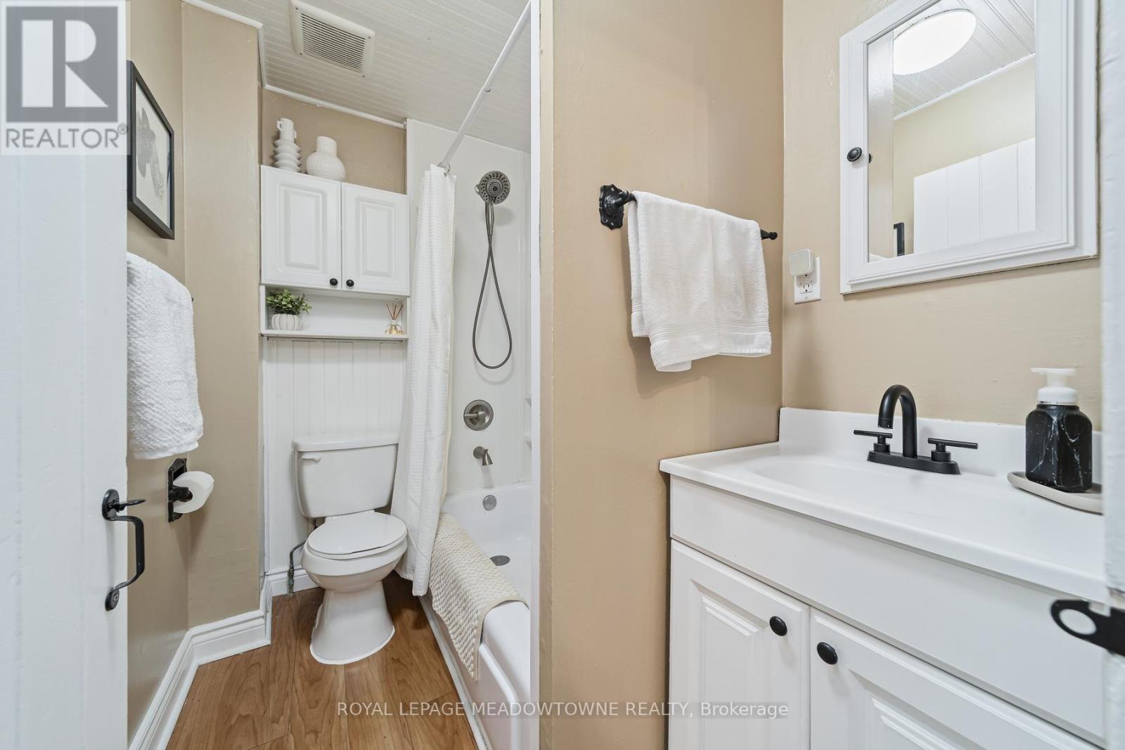58 Young Street, Halton Hills, Ontario  L7J 2G6 - Photo 17 - W13493218