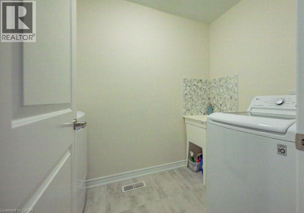137 Haldimand Street, Kitchener, Ontario  N2R 0R2 - Photo 36 - 40843183