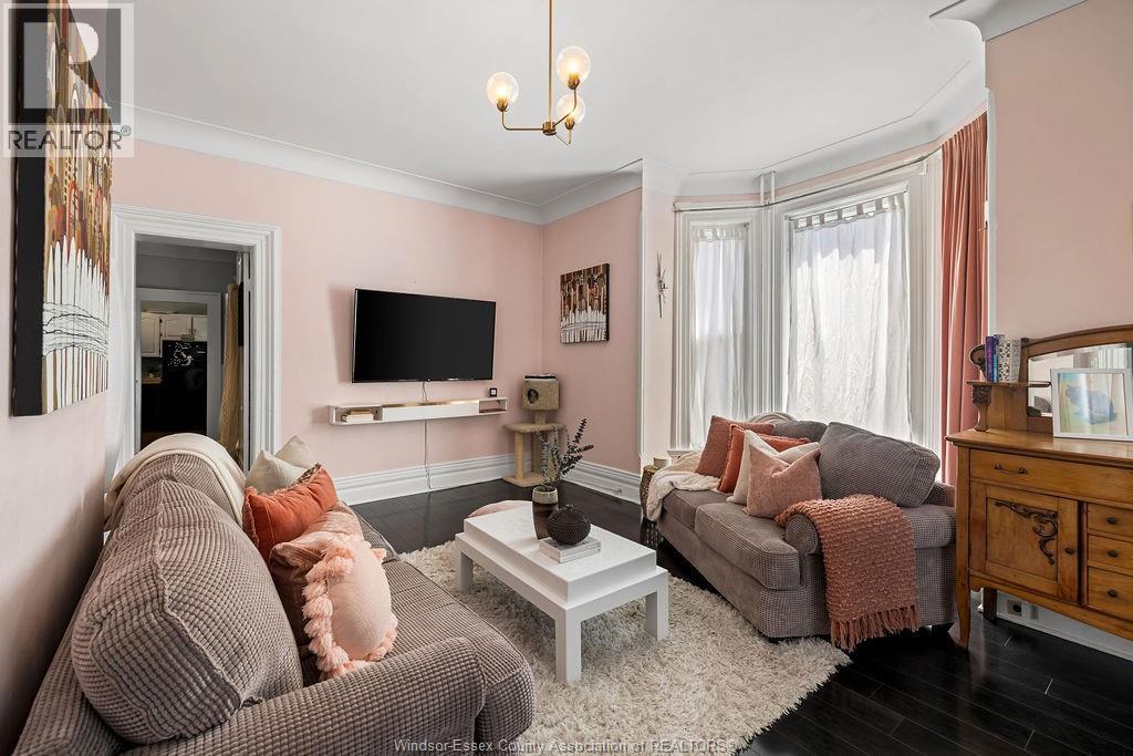 274 Crawford Avenue, Windsor, Ontario  N9A 5C2 - Photo 7 - 26016084