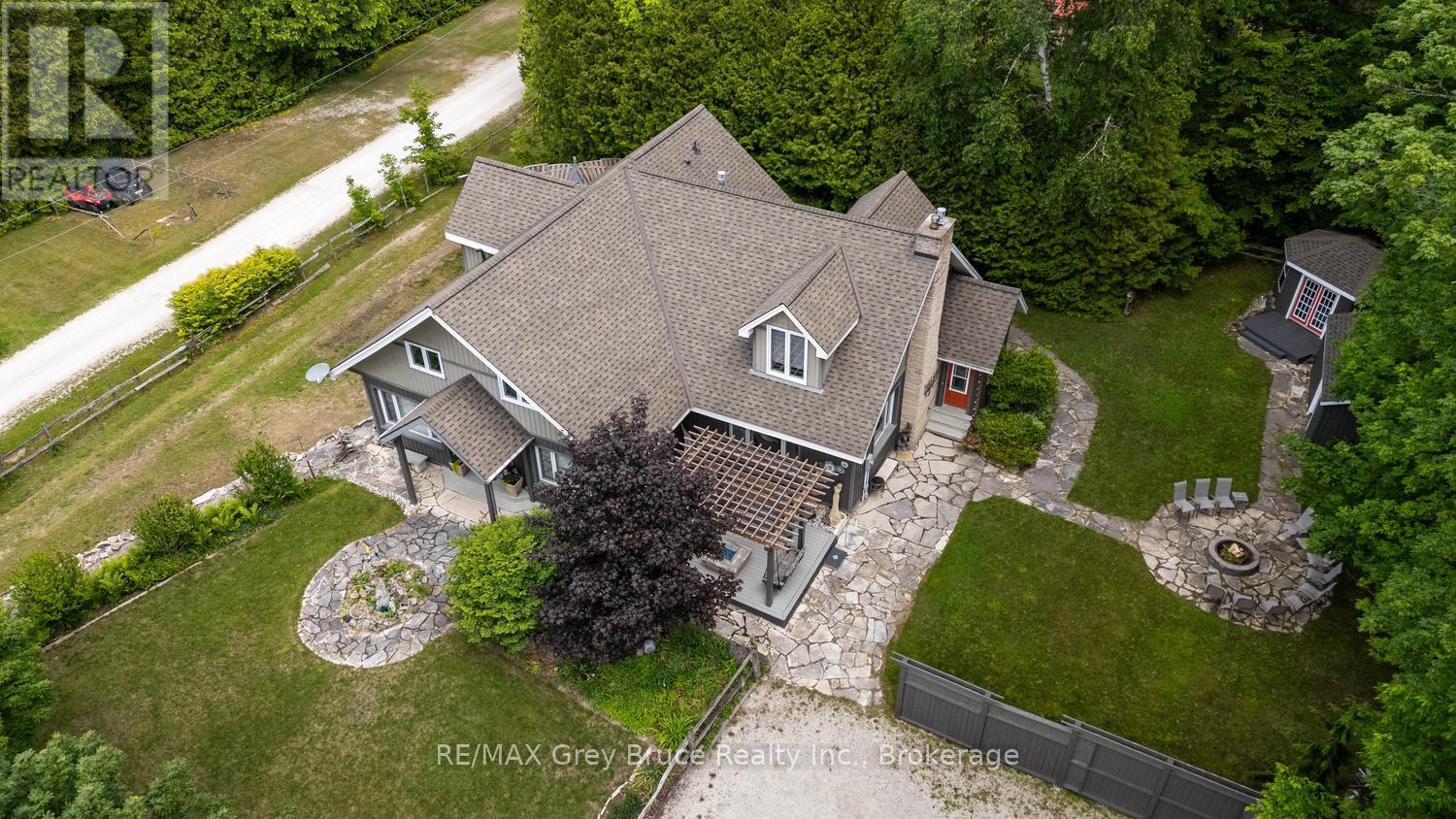424 HURON ROAD, South Bruce Peninsula