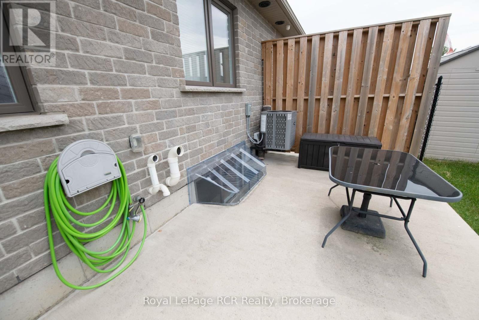 465 Wellington Street E, Wellington North, Ontario N0G 2L2 - Photo 13 - X13526116