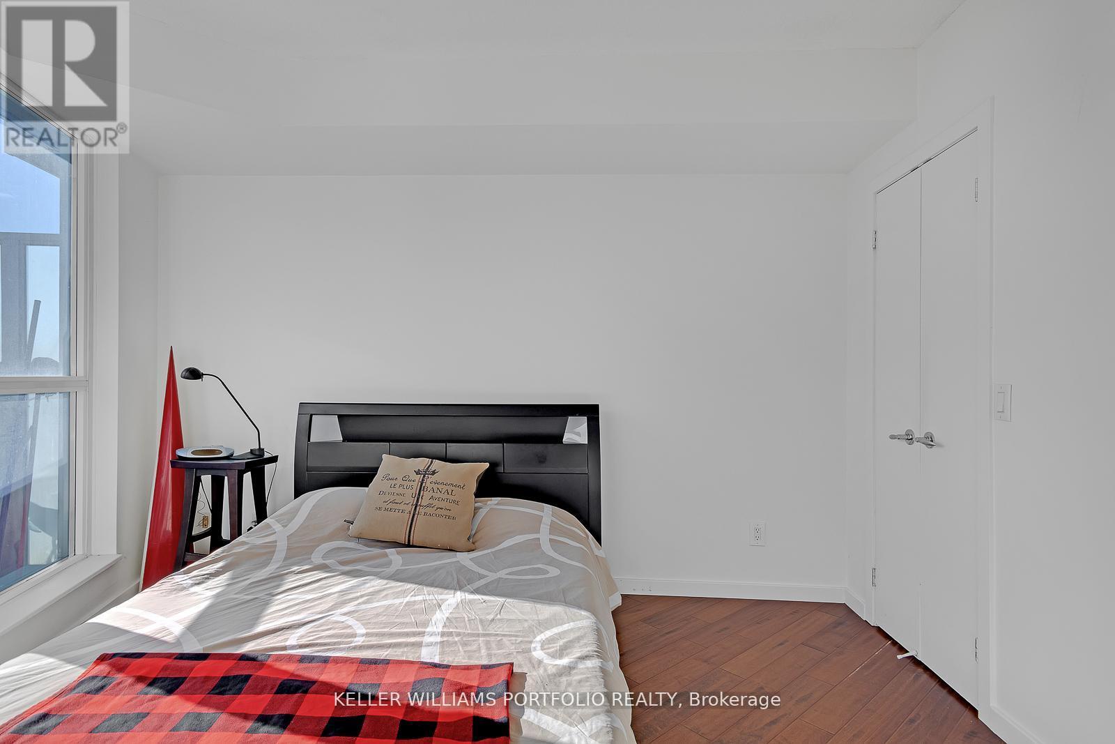 405 - 218 Queens Quay W, Toronto, Ontario  M5J 2Y6 - Photo 16 - C13526108
