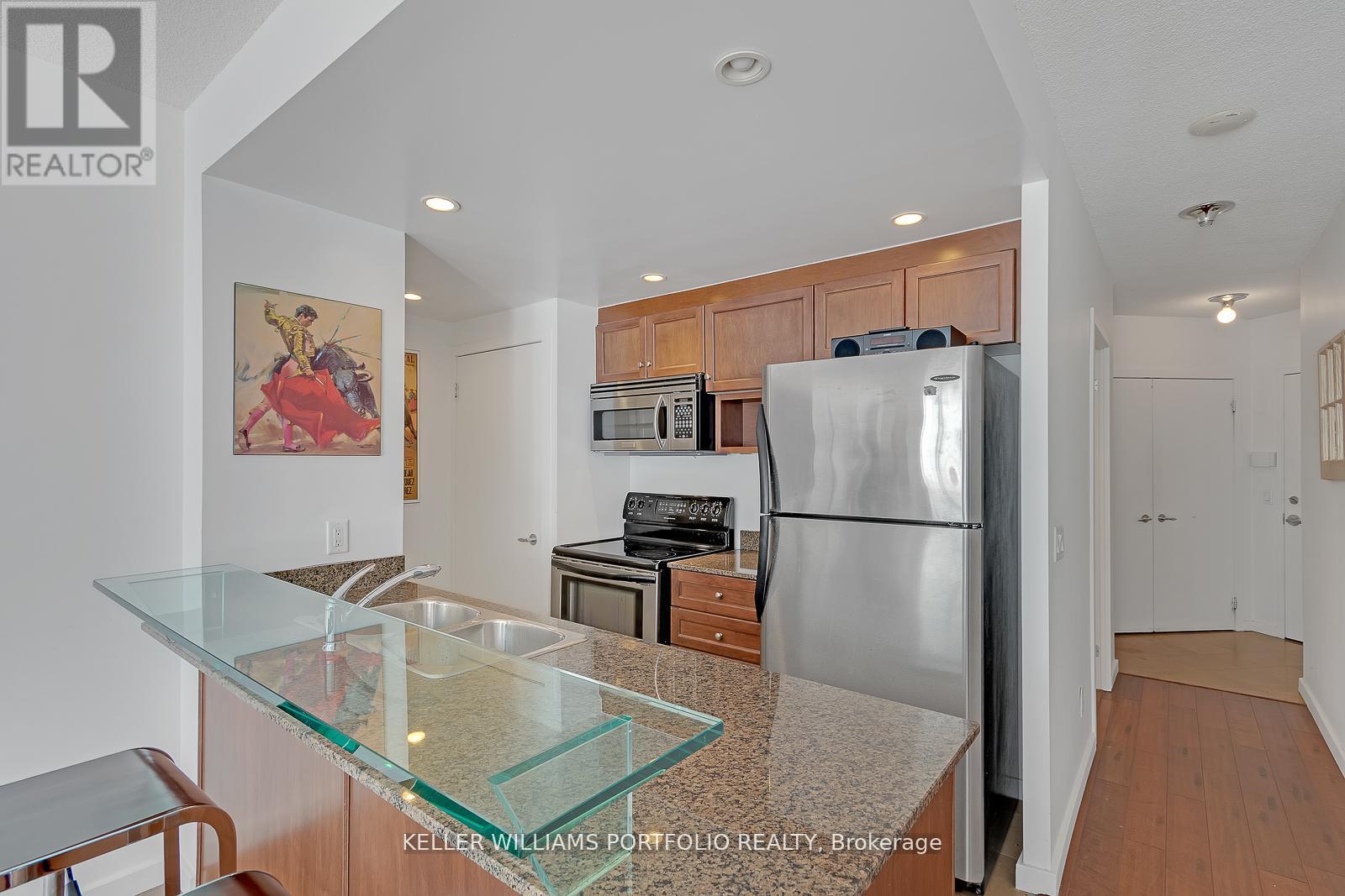 405 - 218 Queens Quay W, Toronto, Ontario  M5J 2Y6 - Photo 9 - C13526108