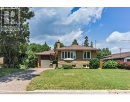 22 ANEWEN DRIVE, Toronto, Ontario