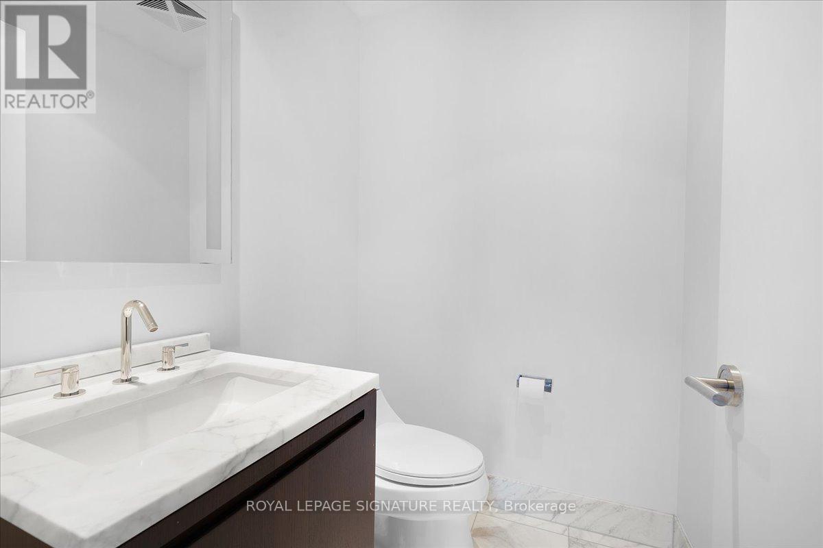 2105 - 180 University Avenue, Toronto, Ontario  M5H 0A2 - Photo 12 - C13526152