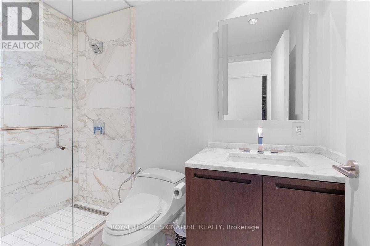 2105 - 180 University Avenue, Toronto, Ontario  M5H 0A2 - Photo 18 - C13526152