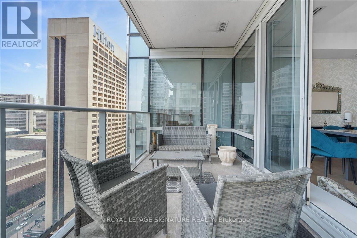2105 - 180 University Avenue, Toronto, Ontario  M5H 0A2 - Photo 21 - C13526152