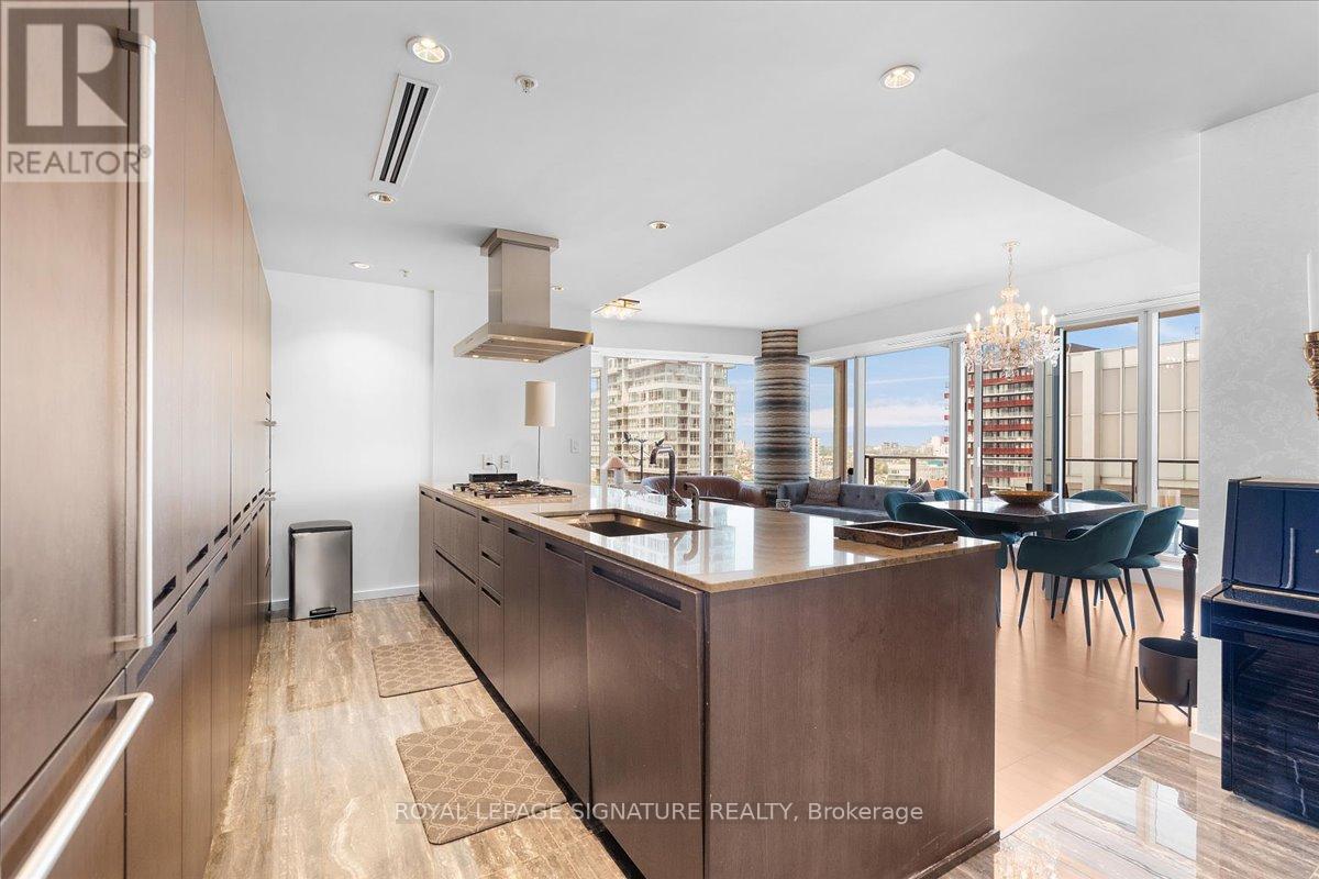 2105 - 180 University Avenue, Toronto, Ontario  M5H 0A2 - Photo 6 - C13526152