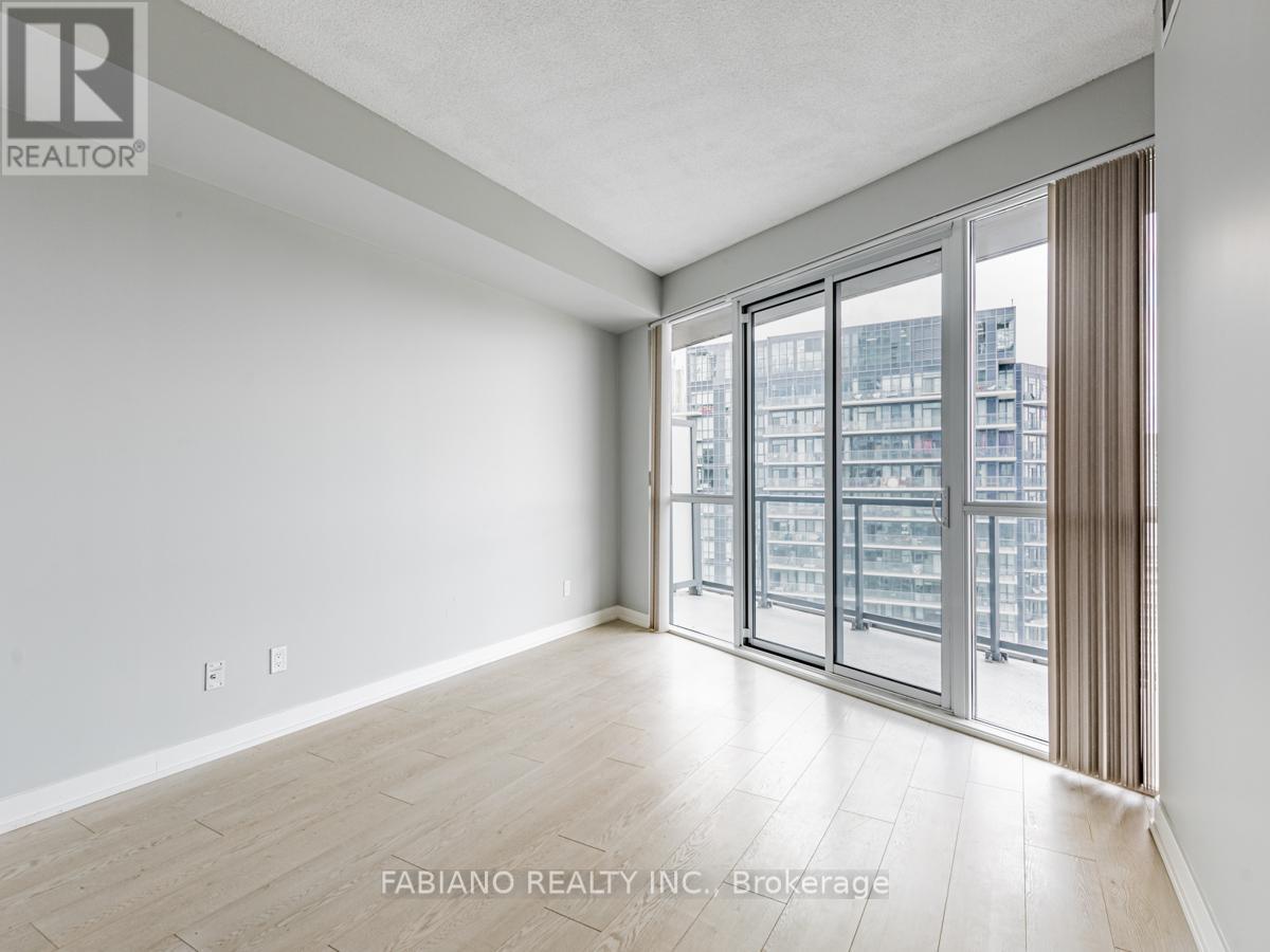 2313 - 20 Bruyeres Mews, Toronto, Ontario  M5V 0G8 - Photo 11 - C13526238