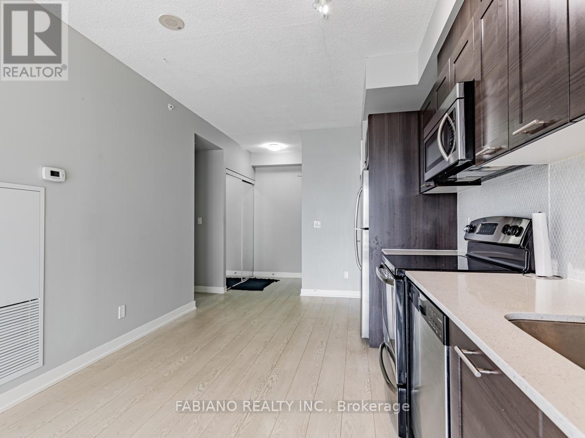 2313 - 20 Bruyeres Mews, Toronto, Ontario  M5V 0G8 - Photo 9 - C13526238