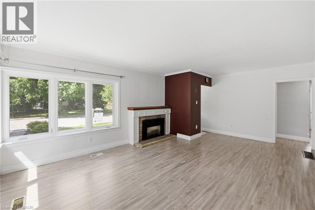 21 Sheridan Lane Unit# Upper, Hamilton, Ontario  L8S 2N3 - Photo 4 - 40830323