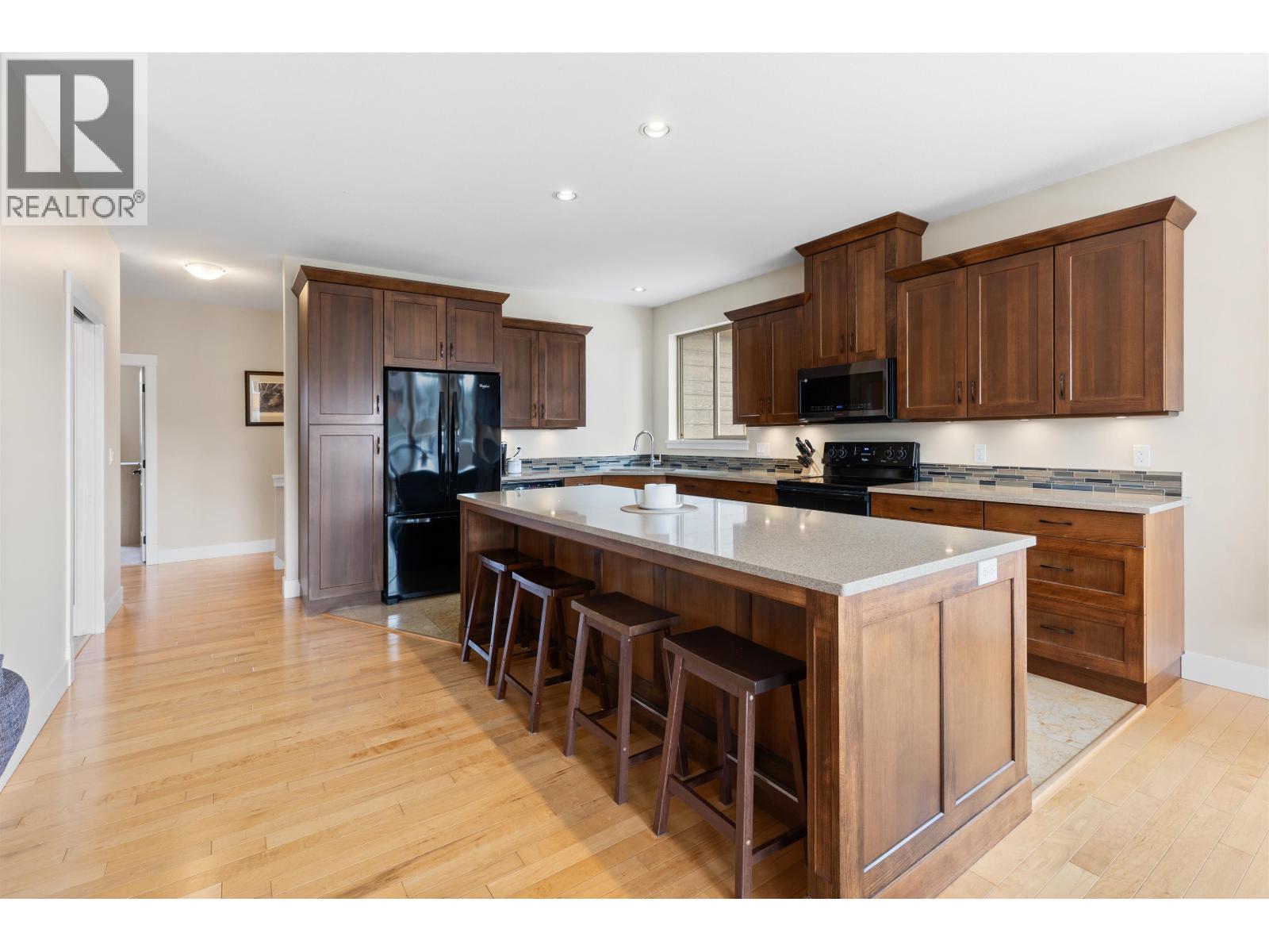 5781 Genni's Way, Sechelt, British Columbia  V7Z 0N8 - Photo 12 - R3142845