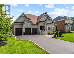 15 COUNTRY CLUB CRESCENT, Uxbridge, Ontario