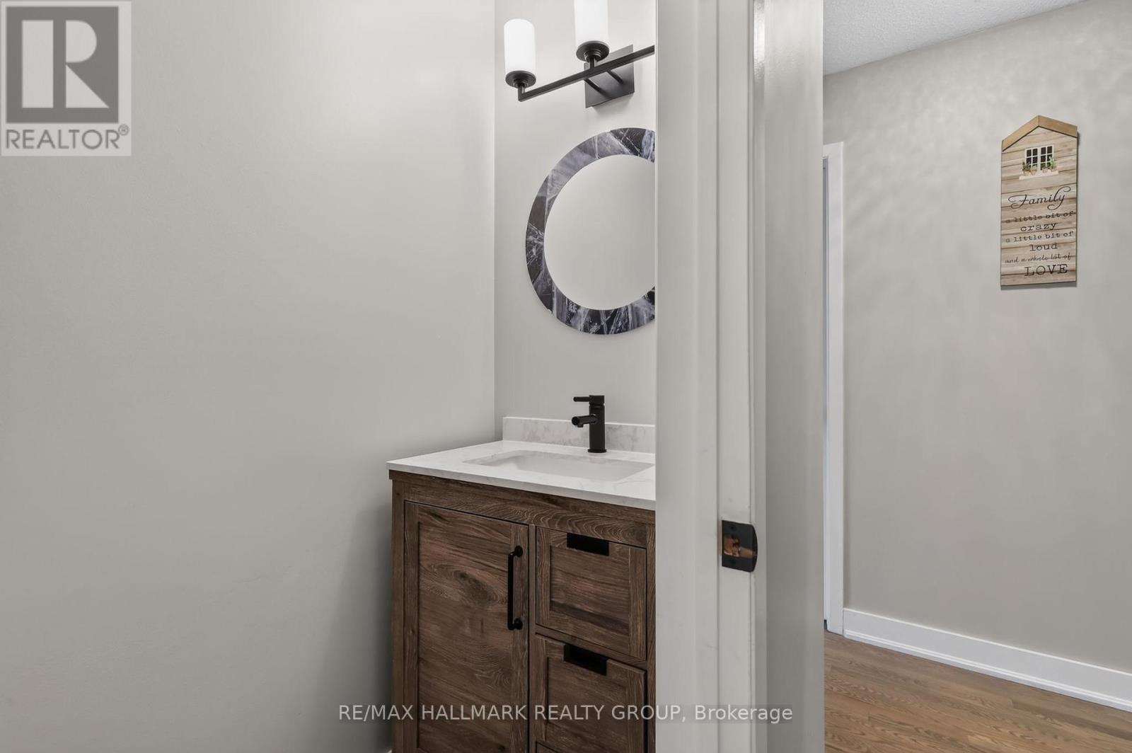 1084 St Germain Crescent, Ottawa, Ontario  K1C 2L8 - Photo 16 - X13526066