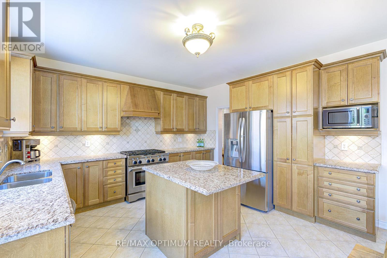 60 Impulse Circle, Brampton, Ontario  L6X 0X9 - Photo 18 - W13526138