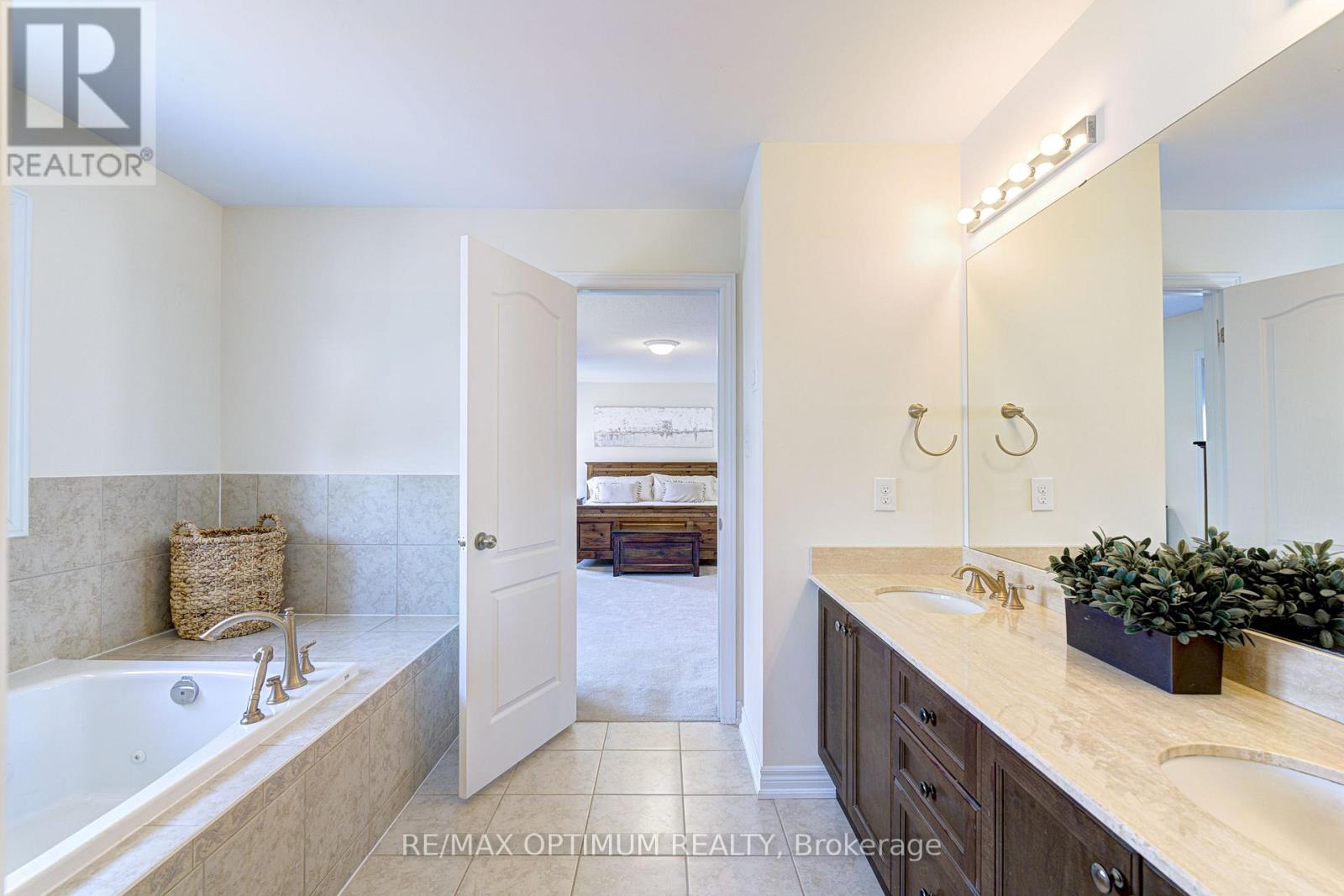 60 Impulse Circle, Brampton, Ontario  L6X 0X9 - Photo 25 - W13526138
