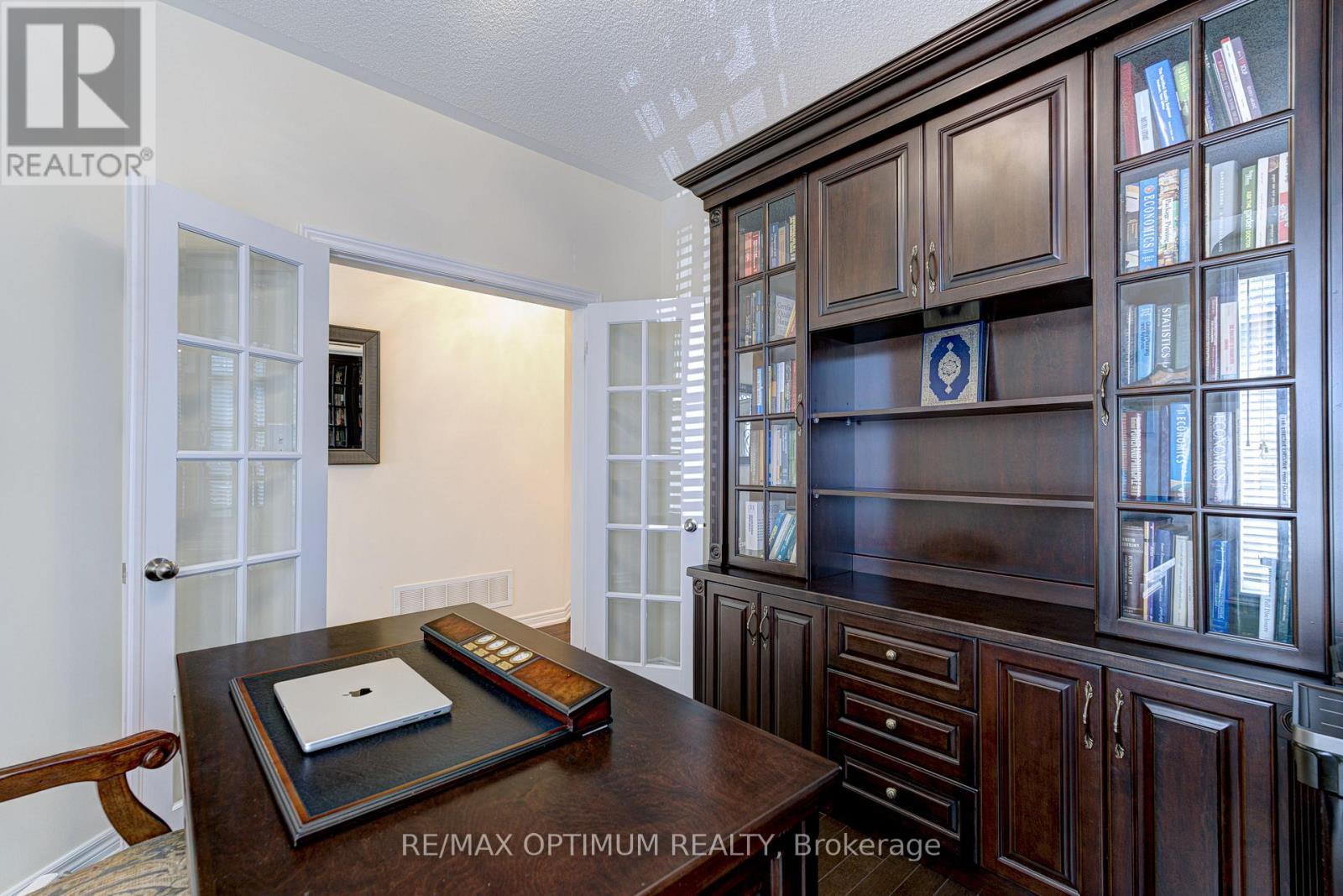 60 Impulse Circle, Brampton, Ontario  L6X 0X9 - Photo 7 - W13526138