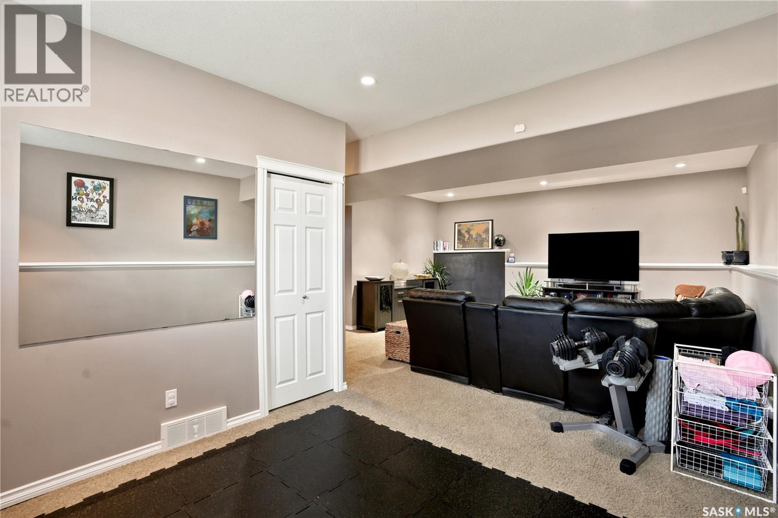 1114 Rempel Place, Saskatoon, Saskatchewan  S7T 0M2 - Photo 35 - SK041502