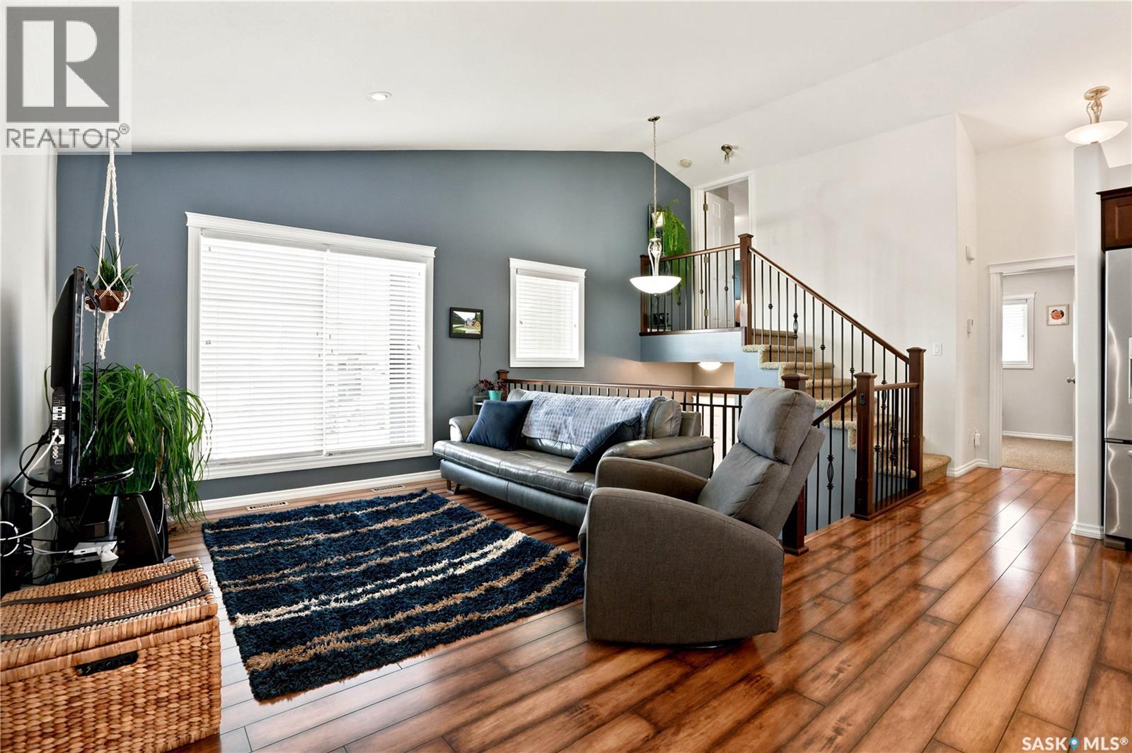 1114 Rempel Place, Saskatoon, Saskatchewan  S7T 0M2 - Photo 4 - SK041502