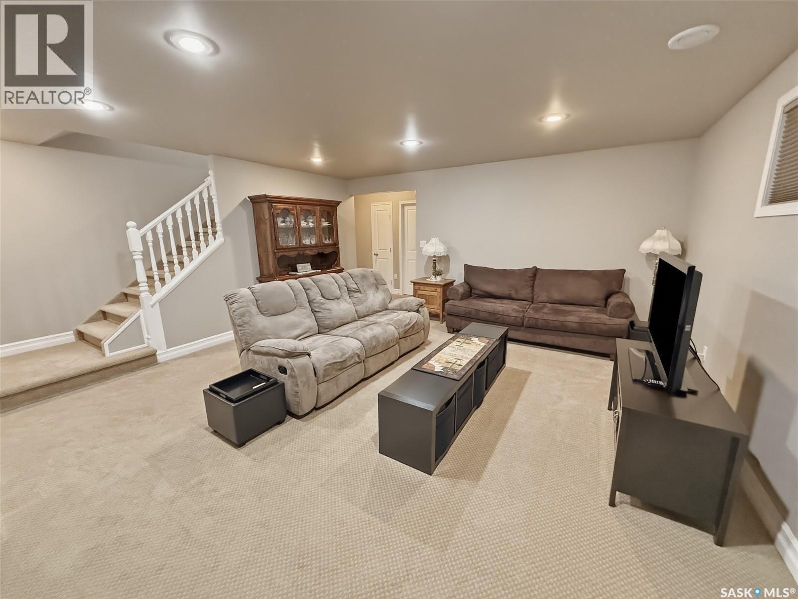 552 1st Avenue Ne, Swift Current, Saskatchewan  S9H 2B7 - Photo 19 - SK041474