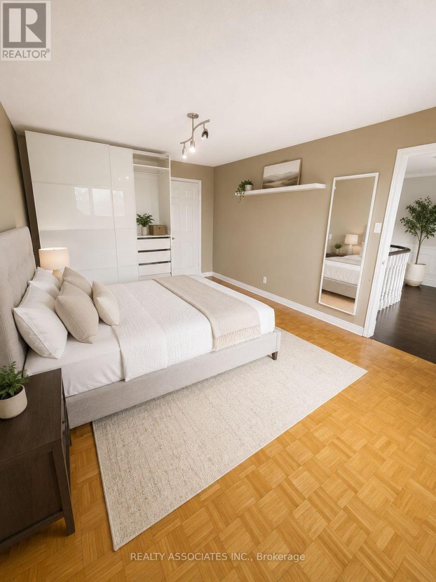 96 Zinnia Place S, Vaughan, Ontario  L4L 6G7 - Photo 10 - N13525846