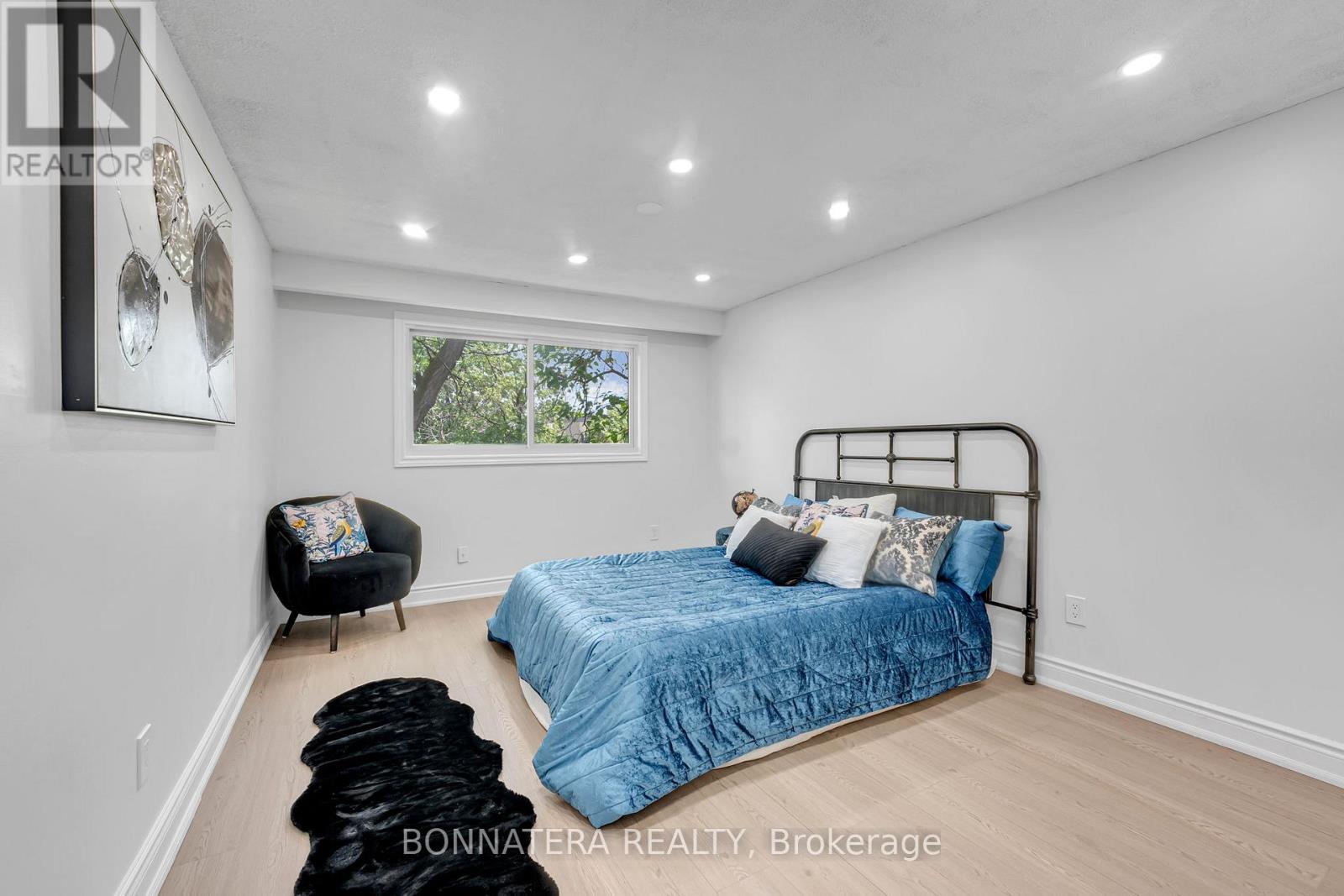 2322 Council Ring Road, Mississauga, Ontario L5L 1C1 - Photo 36 - W13523322