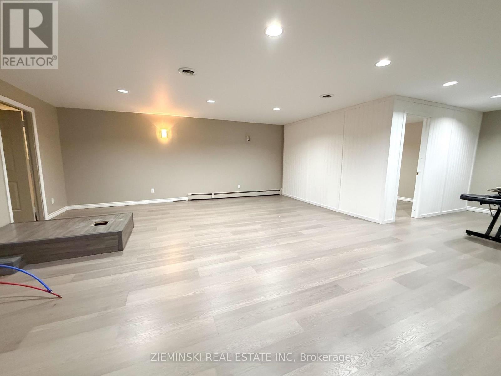 145-151 Third Street, Cochrane, Ontario  P0L 1C0 - Photo 14 - T13526336