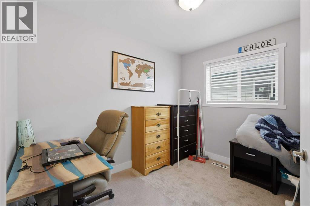 129 Silver Drive, Blackfalds, Alberta  T0M 0J0 - Photo 13 - A2323287