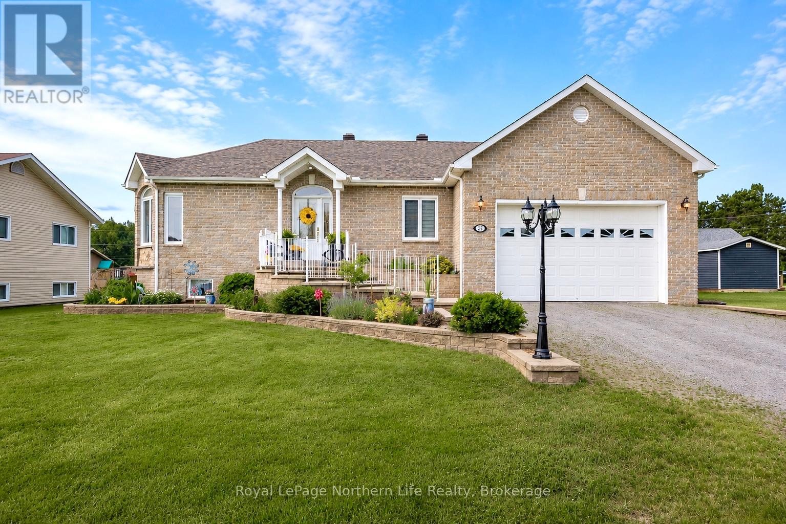 29 TAMERACK AVENUE, West Nipissing (Sturgeon Falls)