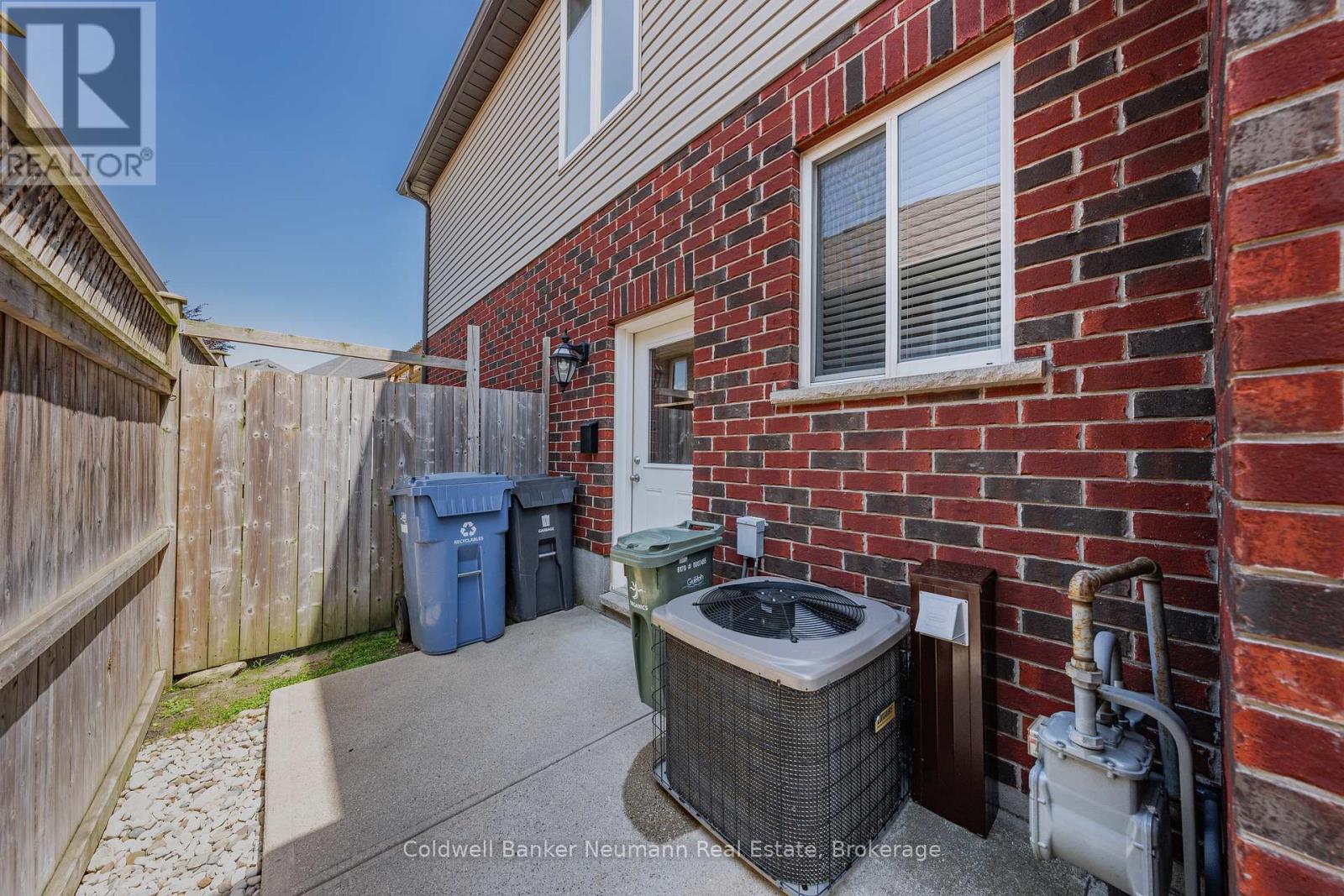 8 Creighton Avenue, Guelph, Ontario  N1E 0G8 - Photo 37 - X13526268