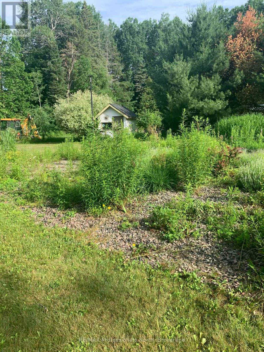 2075 Wigamog Road, Dysart Et Al, Ontario  K0M 1S0 - Photo 12 - X13526466