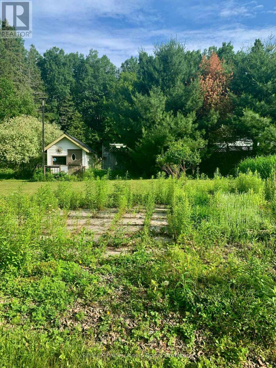 2075 Wigamog Road, Dysart Et Al, Ontario  K0M 1S0 - Photo 14 - X13526466