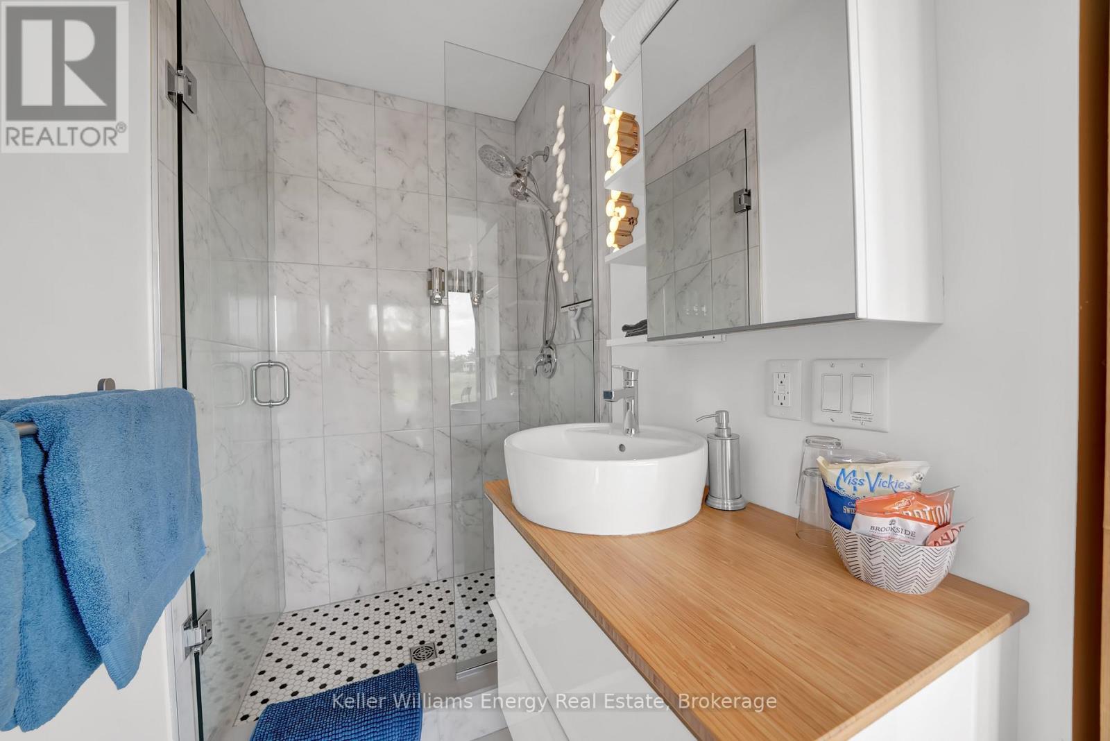 1727 County Rd 14 Road, Prince Edward County, Ontario  K0K 1A0 - Photo 34 - X13526608