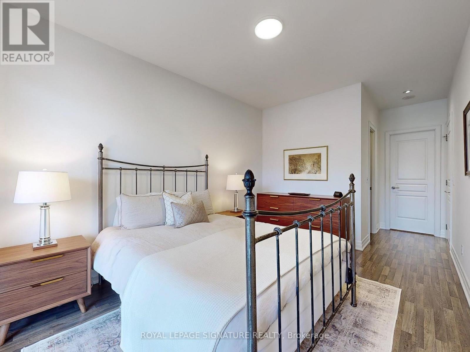 324 - 21 Burkebrook Place, Toronto, Ontario  M4G 0A2 - Photo 12 - C13526344