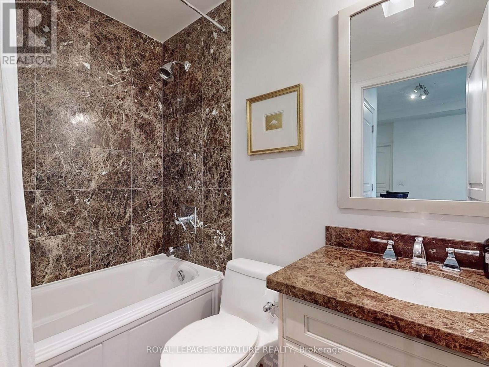 324 - 21 Burkebrook Place, Toronto, Ontario  M4G 0A2 - Photo 17 - C13526344