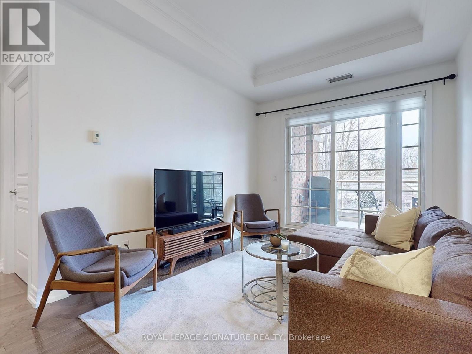 324 - 21 Burkebrook Place, Toronto, Ontario  M4G 0A2 - Photo 3 - C13526344