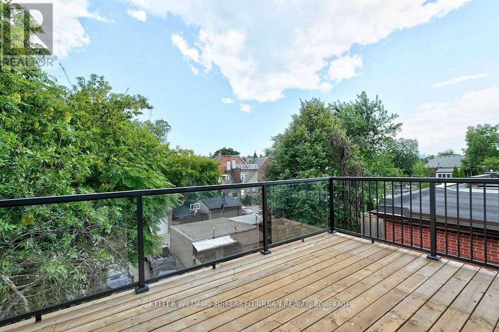 4 - 653 Manning Avenue, Toronto, Ontario M6G 2W2 - Photo 9 - C13526426
